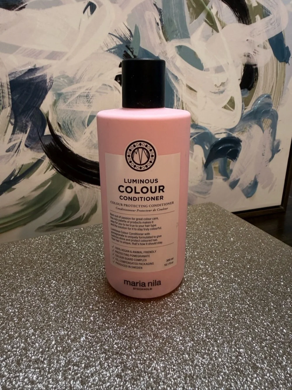 NEW 10.1oz Maria Nila Luminous Colour Conditioner - Pink Bottle